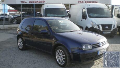 Volkswagen Golf  '2002